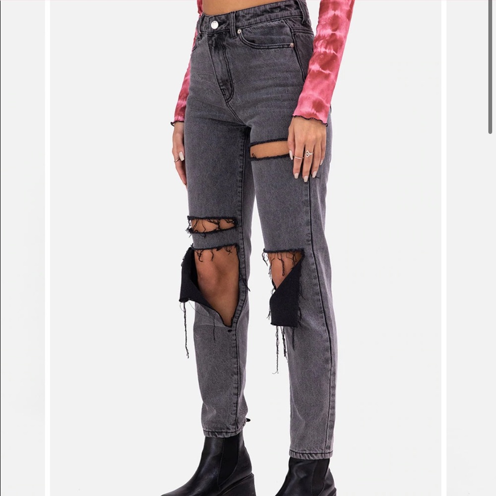 NWT Adika Distressed Jeans